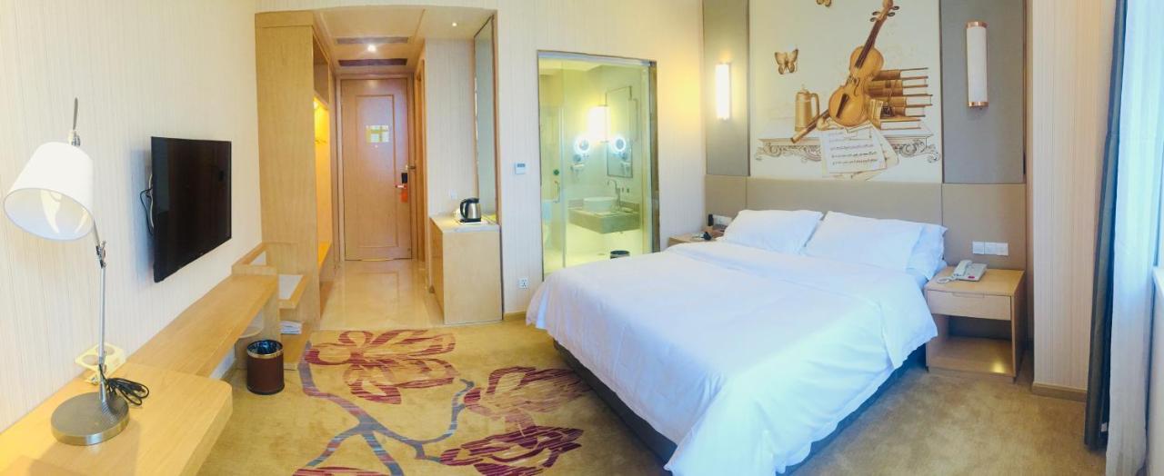 Vienna International Hotel 武汉 外观 照片